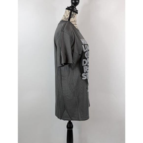 Pyramid Womens Medium T-Shirt Vinyl Junkie Graphic Gray Short Sleeve Music Tee - Picture 4 of 10